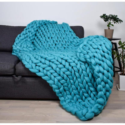 Cozy Photo Prop Chunky Wool Blanket