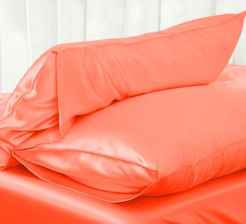 Elegant Satin Pillowcase - Sleek Design