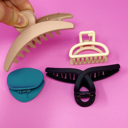 Daily Essential Hair Claw Pack