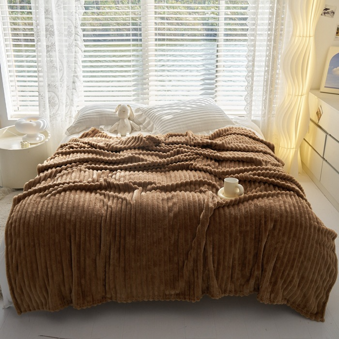 Rabbit Plush Anti-static Blanket