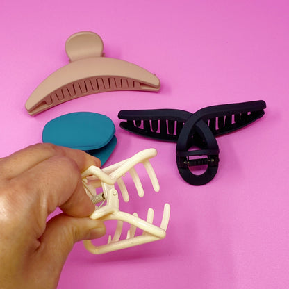 Daily Essential Hair Claw Pack